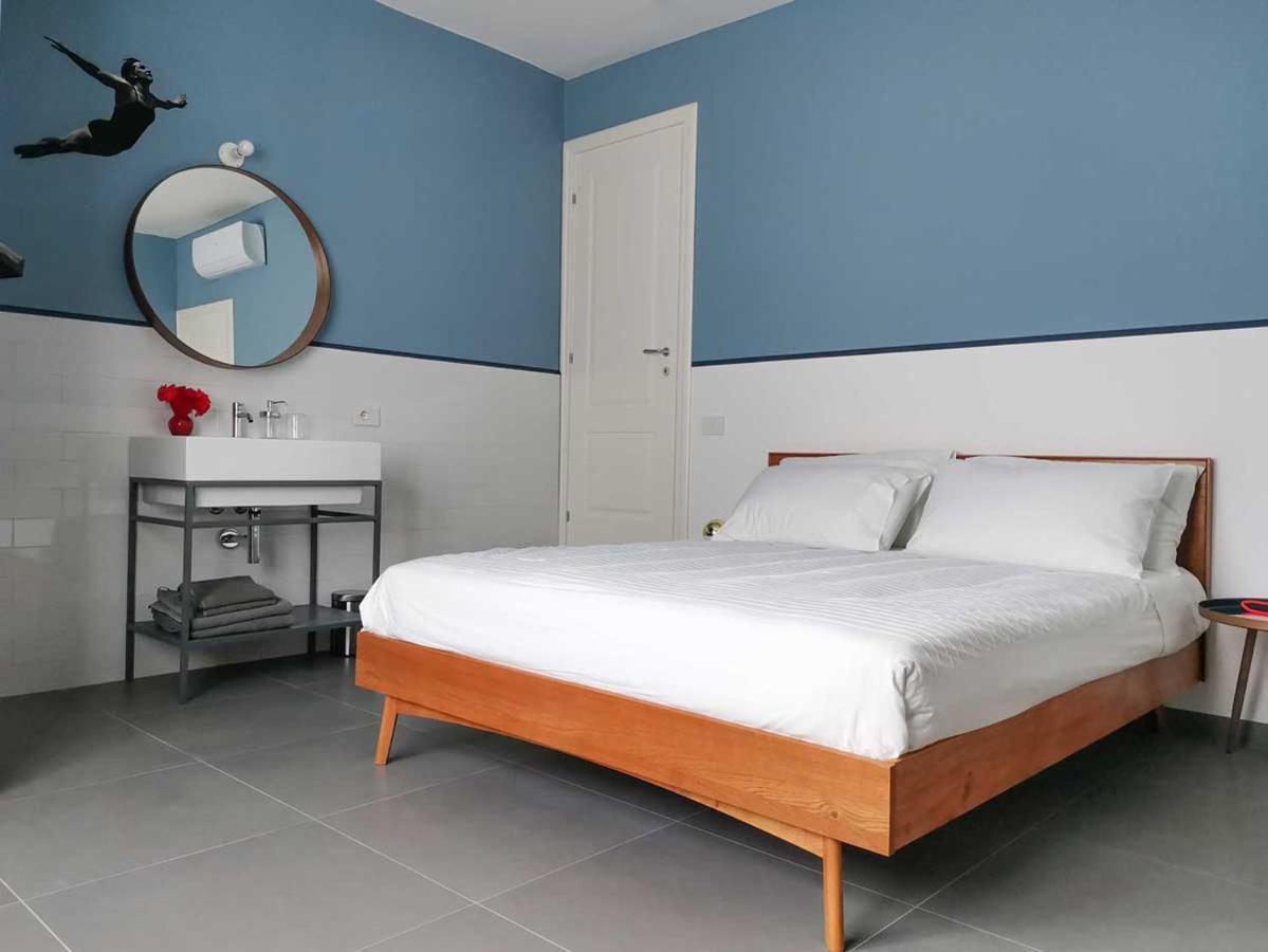 Casa Sebina - Your Design Home On The Lake - 3 Bathrooms 3 Bedrooms Desenzano del Garda Exterior foto